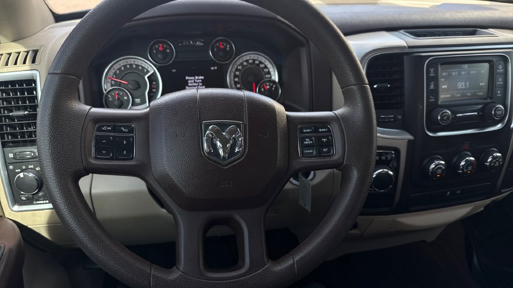Used 2013 RAM 1500 Classic SLT w/ Premium Display Pkg RWD image 23