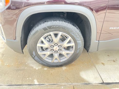 Used 2021 GMC Acadia SLT w/ Technology Package image 29