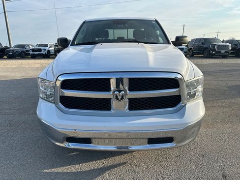 Used 2020 RAM 1500 Classic SLT w/ Luxury Group RWD image 2