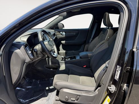 Used 2023 Volvo C40 P8 Recharge Ultimate w/ Protection Package Premier AWD/4WD image 10