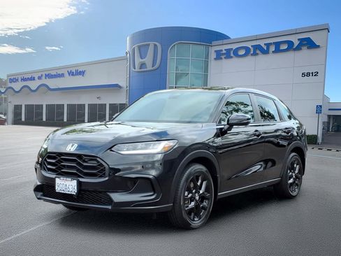 Used 2024 Honda HR-V Sport image 1
