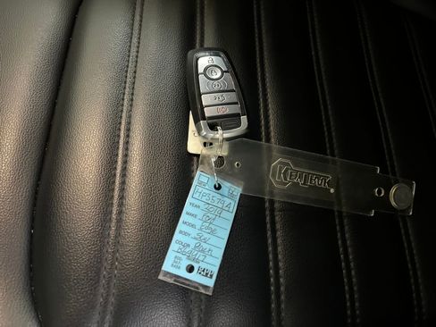 Used 2019 Ford Edge SEL w/ Equipment Group 201A image 82