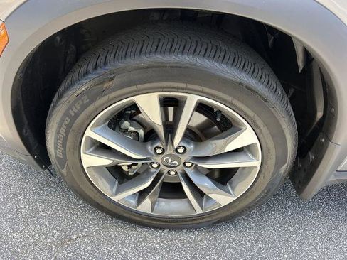 Used 2025 INFINITI QX60 Luxe FWD image 9