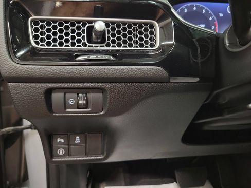 Used 2023 Honda Civic Touring image 29
