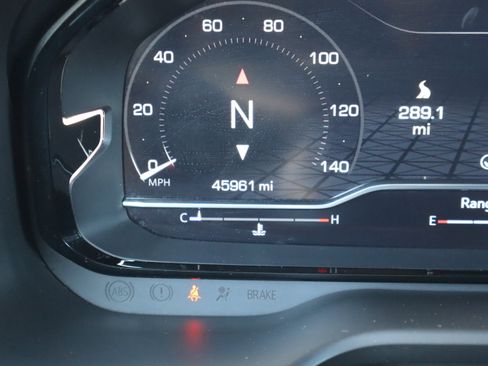 Certified 2024 GMC Yukon XL Denali image 26