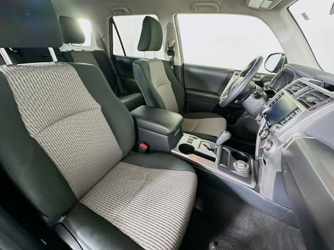 Used 2024 Toyota 4Runner SR5 image 30