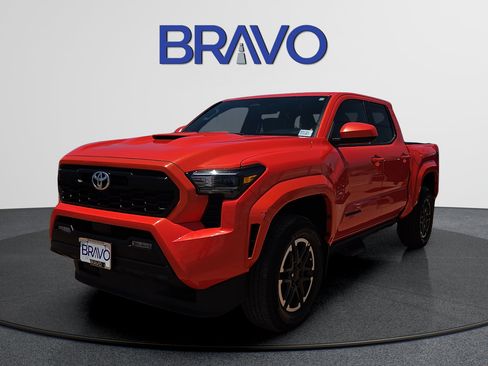 Used 2024 Toyota Tacoma TRD Sport AWD/4WD image 1