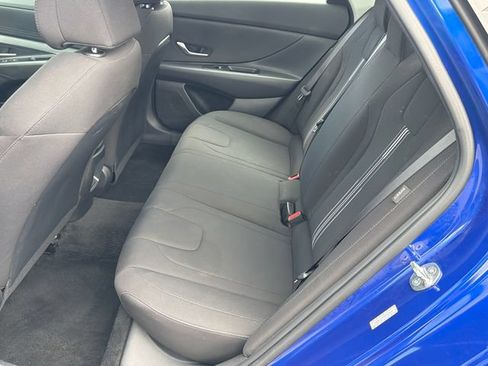 Used 2024 Hyundai Elantra SEL FWD image 20