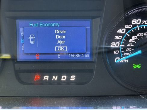 Used 2019 Ford Taurus SE FWD image 27