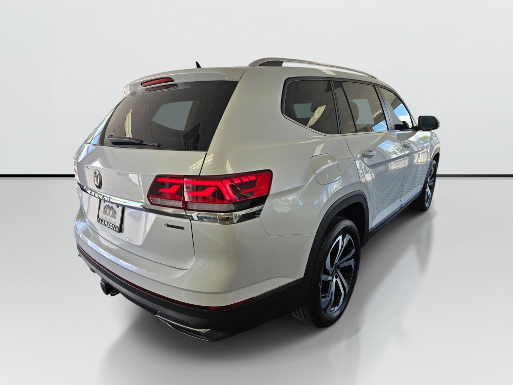 Used 2023 Volkswagen Atlas SEL AWD/4WD image 3