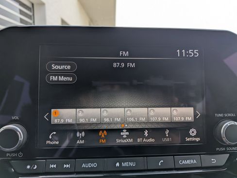 Used 2023 Nissan Pathfinder Rock Creek AWD/4WD image 18