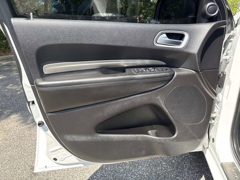 Used 2020 Dodge Durango SXT RWD image 23