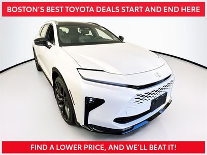 New 2025 Toyota Crown Signia