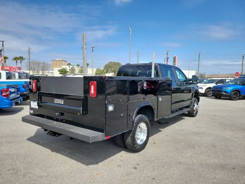 Used 2022 Ford F350 XL w/ Power Equipment Group image 3