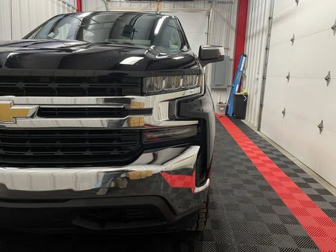 Used 2020 Chevrolet Silverado 1500 LT w/ All-Star Edition image 7