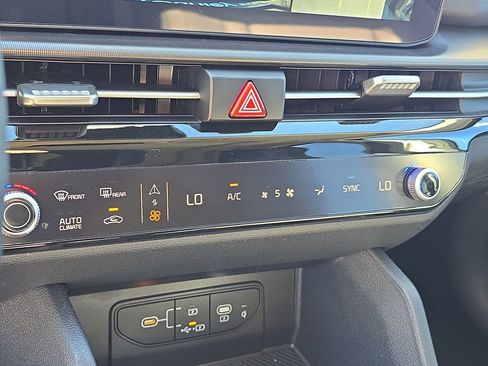 New 2026 Kia Sportage SX FWD image 28