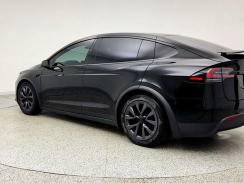 Used 2024 Tesla Model X image 7