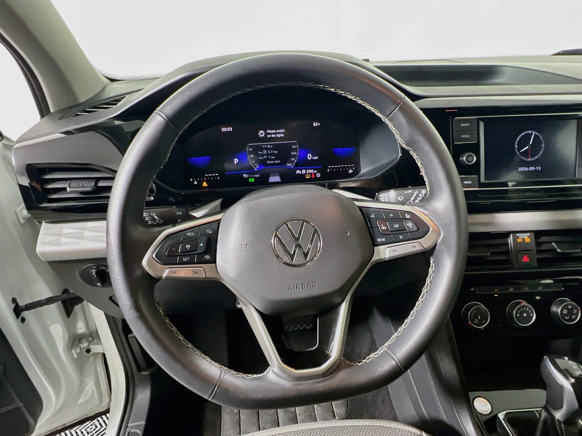 Used 2024 Volkswagen Taos S FWD image 17