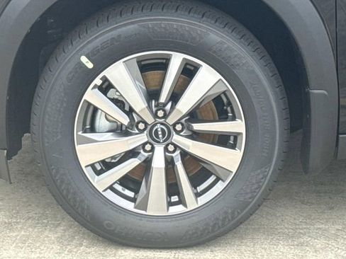 New 2026 Nissan Pathfinder SL FWD image 4