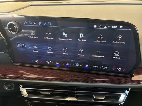 New 2026 Chevrolet Traverse Z71 w/ Driver Confidence Package AWD/4WD image 28
