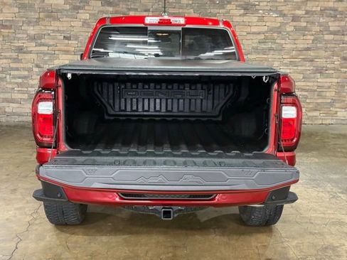 Used 2024 GMC Canyon Denali AWD/4WD image 5