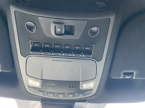 Used 2022 Ford F250 Lariat w/ Lariat Value Package AWD/4WD image 17