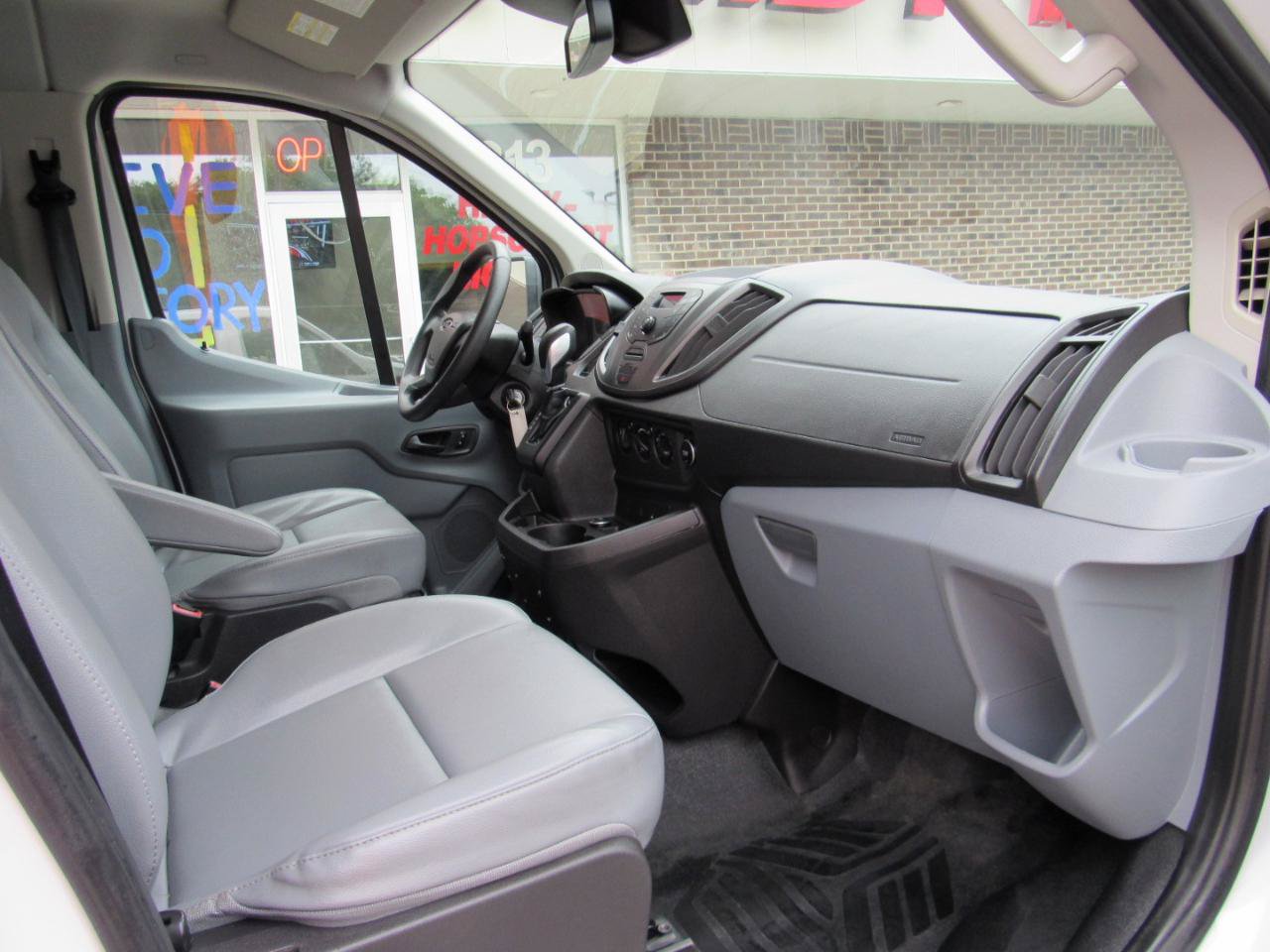 Used 2016 Ford Transit 350 XL RWD image 25