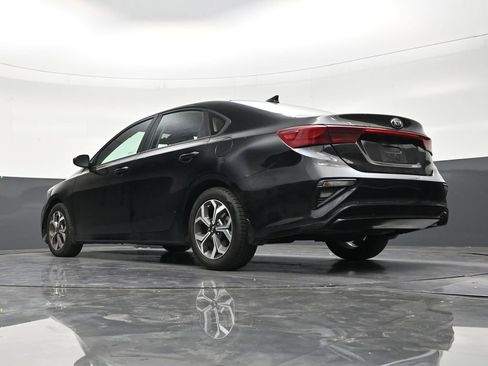 Used 2020 Kia Forte LXS FWD image 22