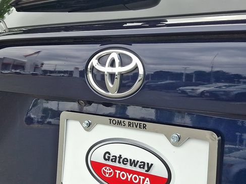 Used 2023 Toyota RAV4 XLE w/ Convenience Package AWD/4WD image 31