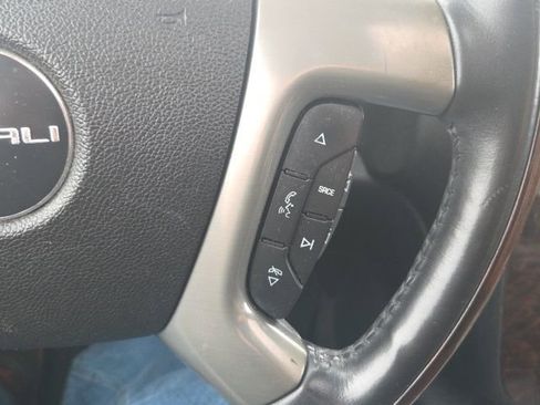 Used 2009 GMC Yukon Denali image 43