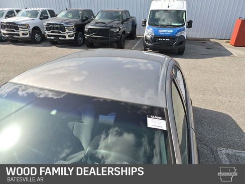 Used 1998 Plymouth Breeze image 8