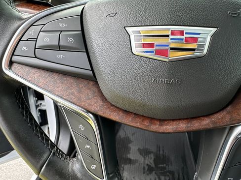 Used 2021 Cadillac XT5 Premium Luxury w/ LPO, Floor Liner Package image 24