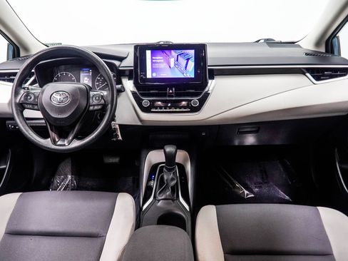 Used 2024 Toyota Corolla LE FWD image 5