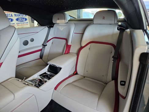 Used 2024 Rolls-Royce Spectre w/ Spectre Launch Package image 12
