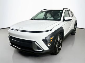 Used 2025 Hyundai Kona SEL FWD video 3