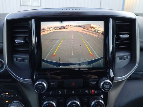 Used 2019 RAM 1500 Laramie image 18