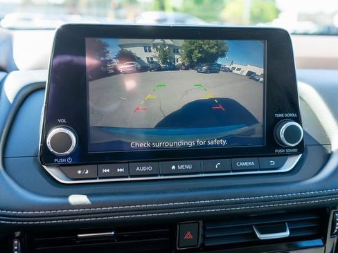 Used 2022 Nissan Rogue SV image 28