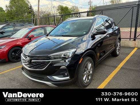 Used 2023 Buick Encore GX Essence w/ Experience Buick Package FWD image 1