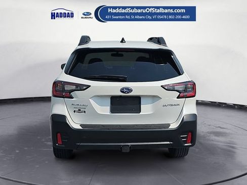 Used 2022 Subaru Outback Premium AWD/4WD image 4