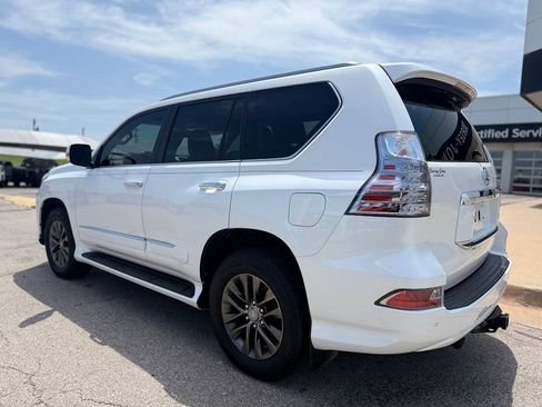 Used 2018 Lexus GX 460 Luxury AWD/4WD image 6