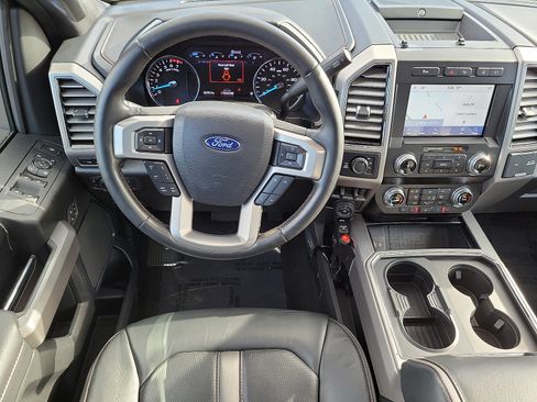 Used 2021 Ford F250 Platinum w/ FX4 Off-Road Package AWD/4WD image 2