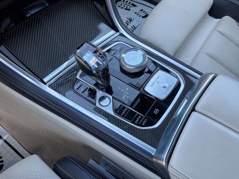 Used 2022 BMW ALPINA B8 xDrive Gran Coupe image 19