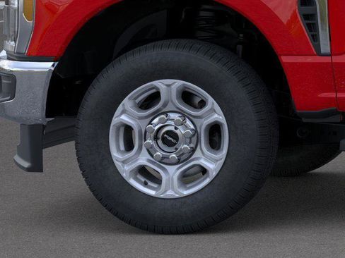 New 2026 Ford F350 XLT image 19