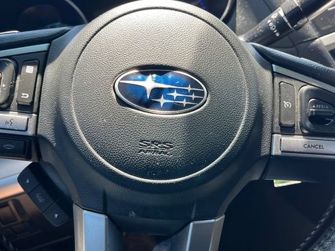 Used 2017 Subaru Legacy 2.5i Premium AWD/4WD image 15
