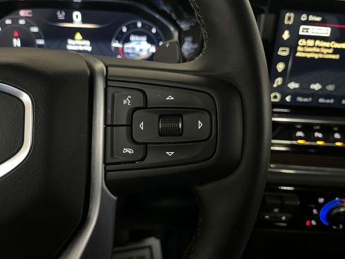 Used 2025 GMC Sierra 1500 SLT w/ SLT Premium Package image 28
