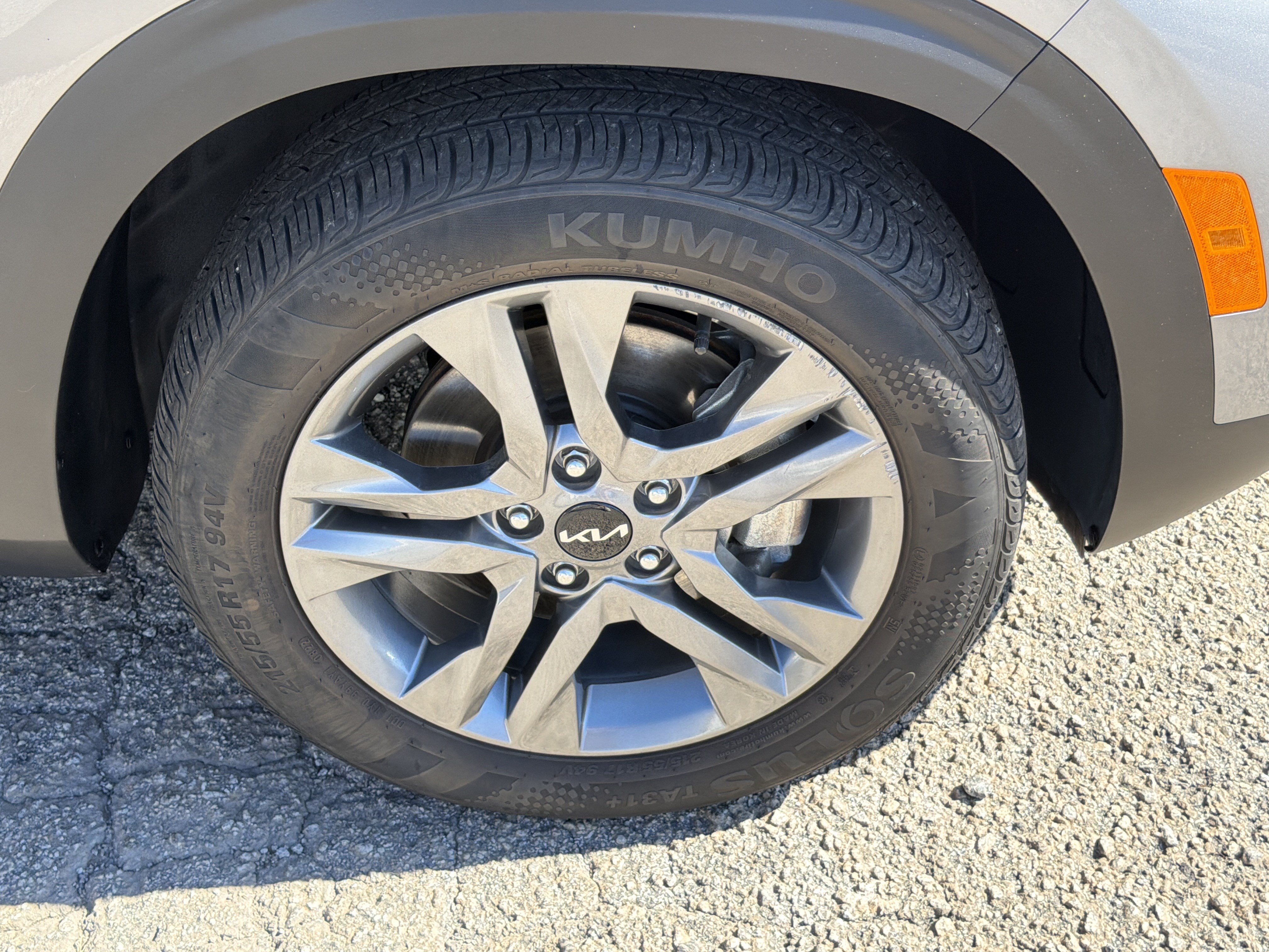 Used 2022 Kia Seltos LX AWD/4WD image 12