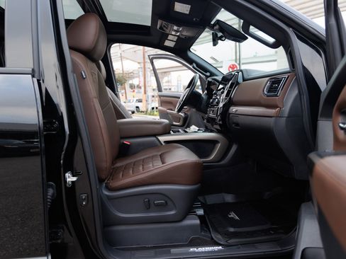 Used 2023 Nissan Titan Platinum Reserve w/ Moonroof Package image 54