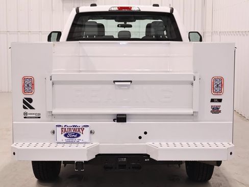 New 2026 Ford F250 XL w/ XL Chrome Package AWD/4WD image 9