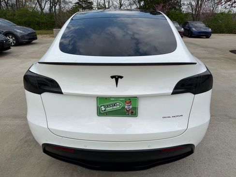 Used 2021 Tesla Model Y Long Range image 6