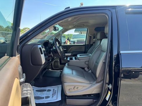 Used 2019 Chevrolet Silverado 2500 LTZ w/ Z71 Package, Off-Road image 9